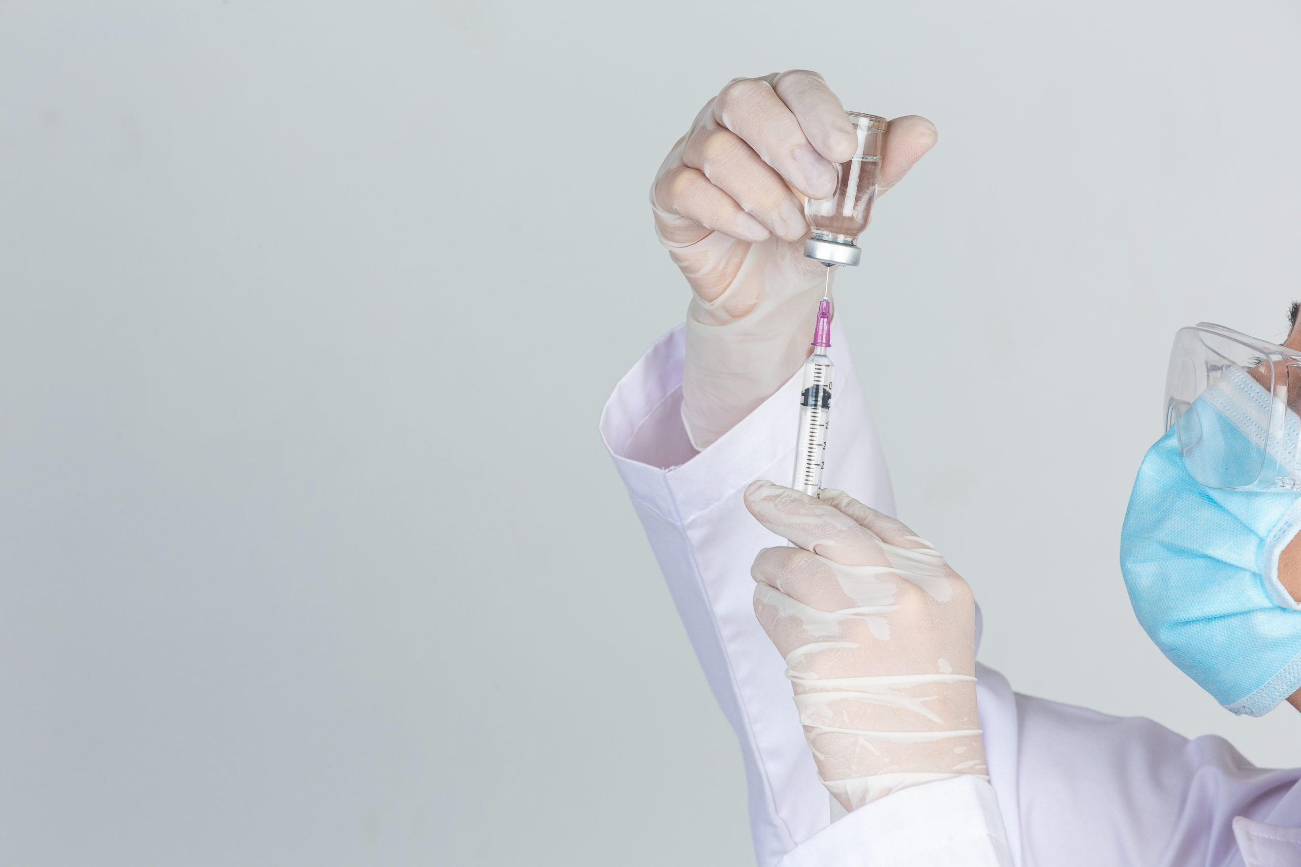 Vaccination, vers un risque pour l’emploi ?