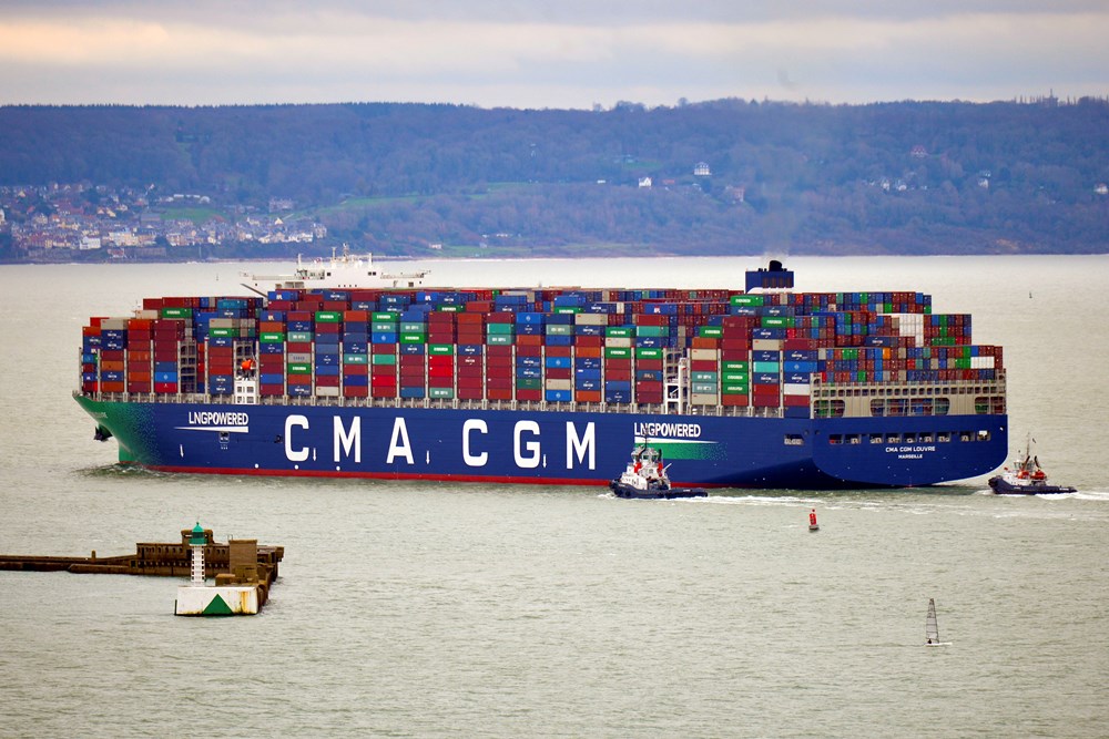 Rachat de colis privé par CMA CGM